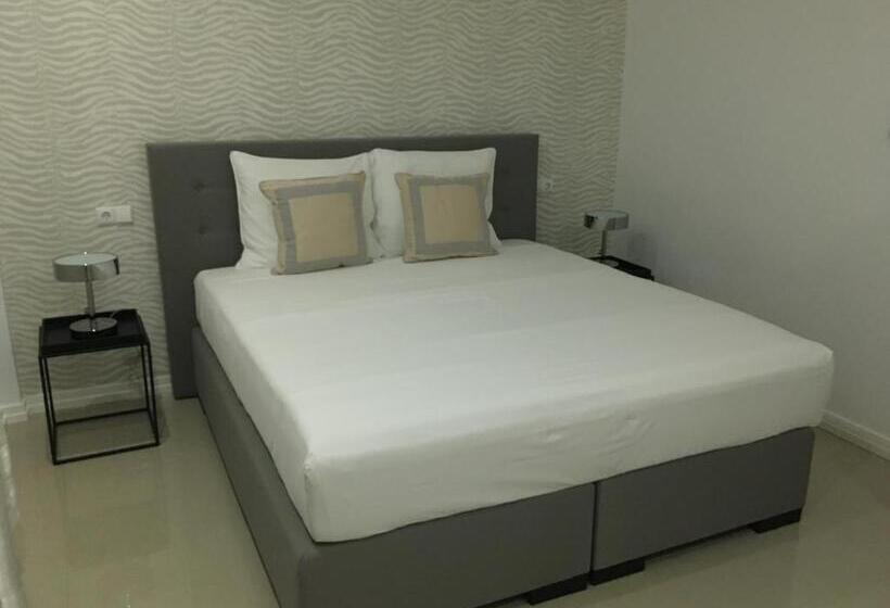 Отель Prassa 3 Boutique