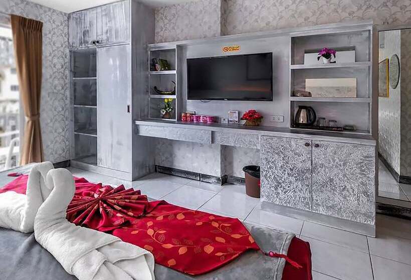 The Shades Boutique Hotel Patong Phuket