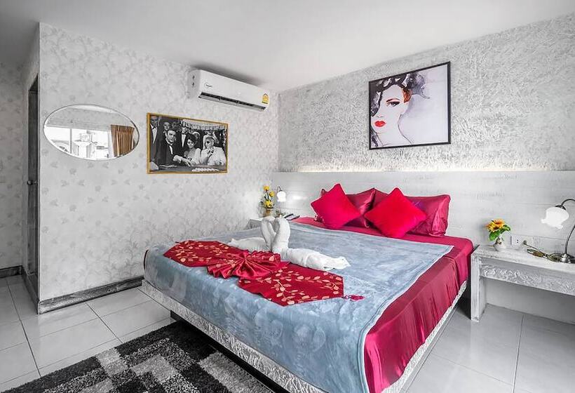 The Shades Boutique Hotel Patong Phuket