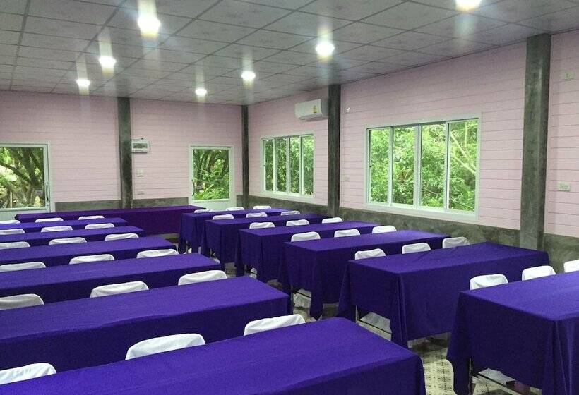 فندق Warakorn Baansuan Amphawa