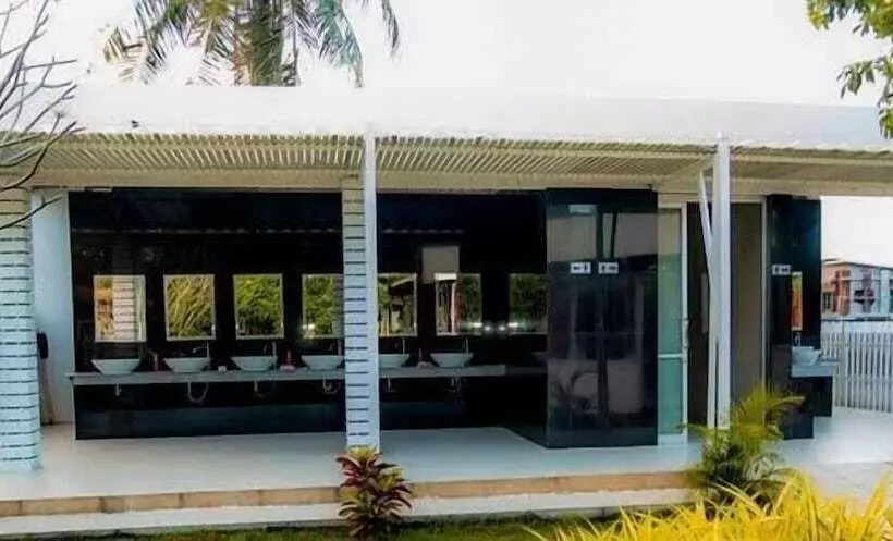 Infinity Beach Club Resort & Hostel Koh Phangan