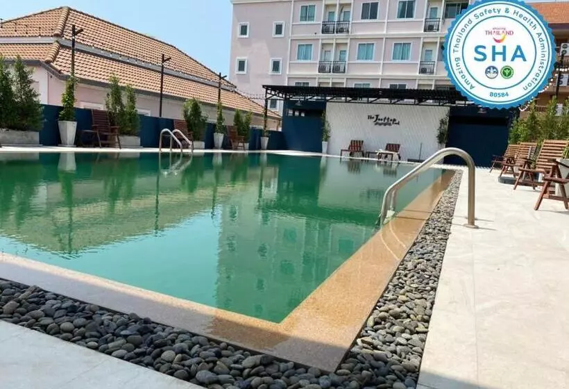 Jomtien Longstay Hotel Sha Plus Certified