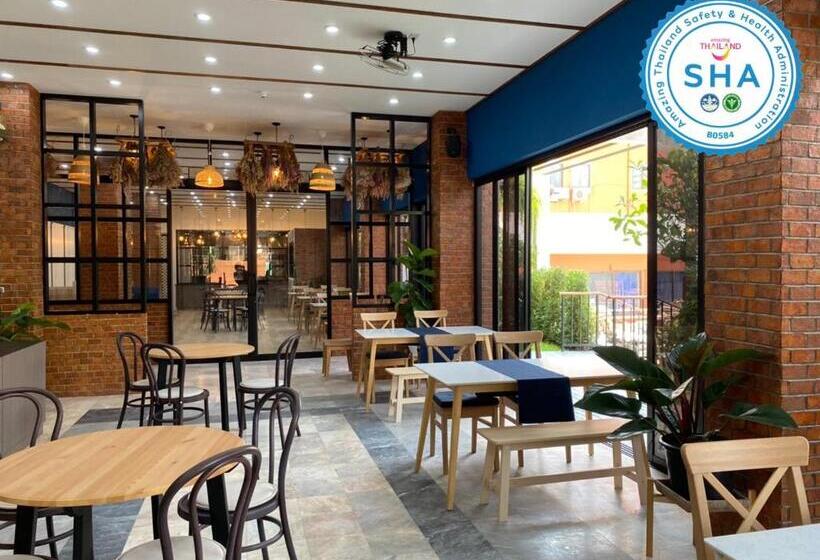 Jomtien Longstay Hotel   Sha Plus Certified