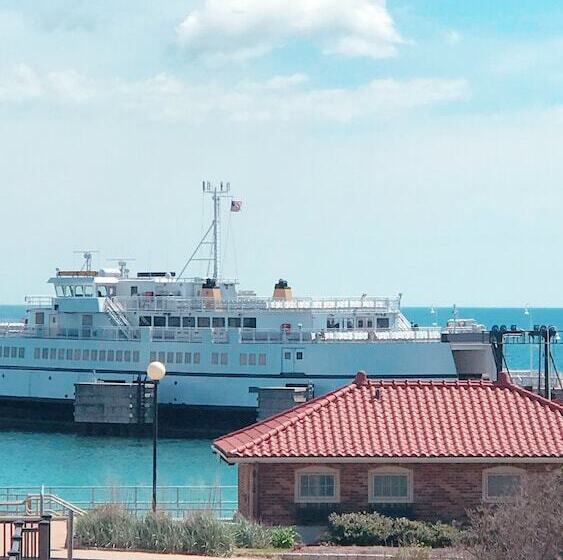 汽车旅馆  Mv Surfside