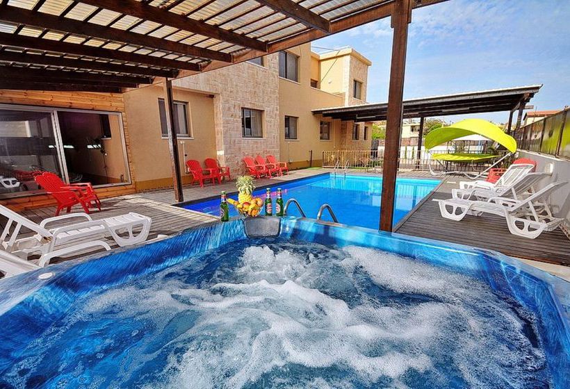 Sweet Inn  Washington Street