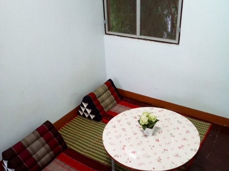 Общежитие Twin House At Tapae