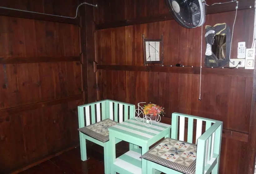 ベッドアンドブレックファースト Baan Mai Guesthouse