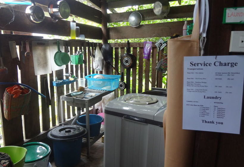 민박 Baan Mai Guesthouse