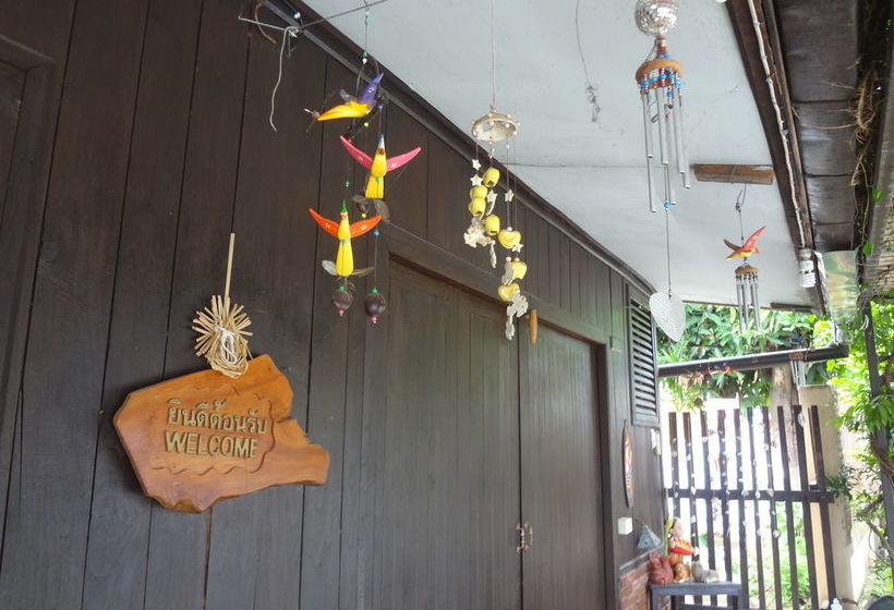 민박 Baan Mai Guesthouse