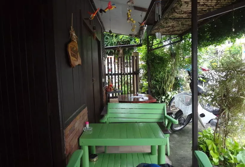 ベッドアンドブレックファースト Baan Mai Guesthouse