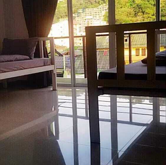 Bedbox Guesthouse & Hostel