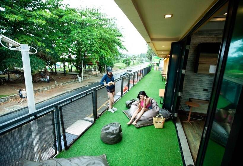 Doolay Beachfront Hostel