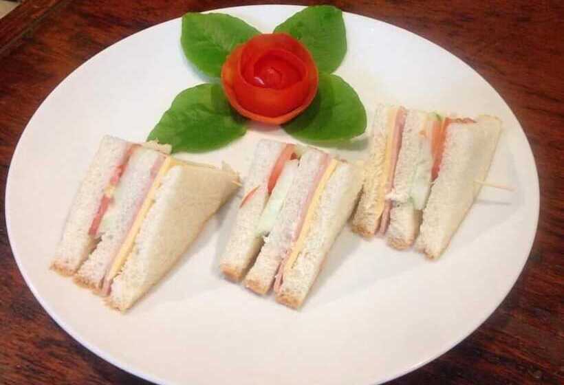 Doolay Beachfront Hostel