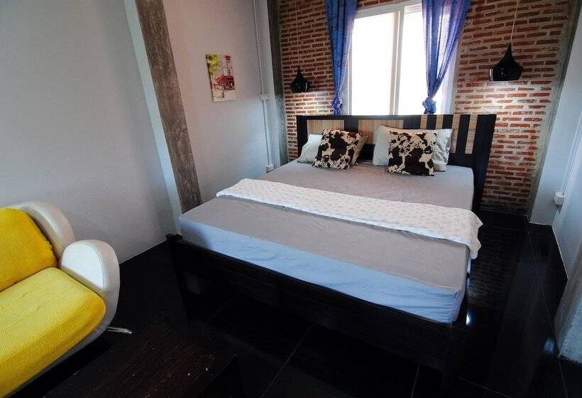 酒店 102 Residence