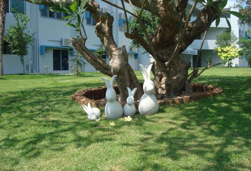 Hotel Addera Residence Hua Hin