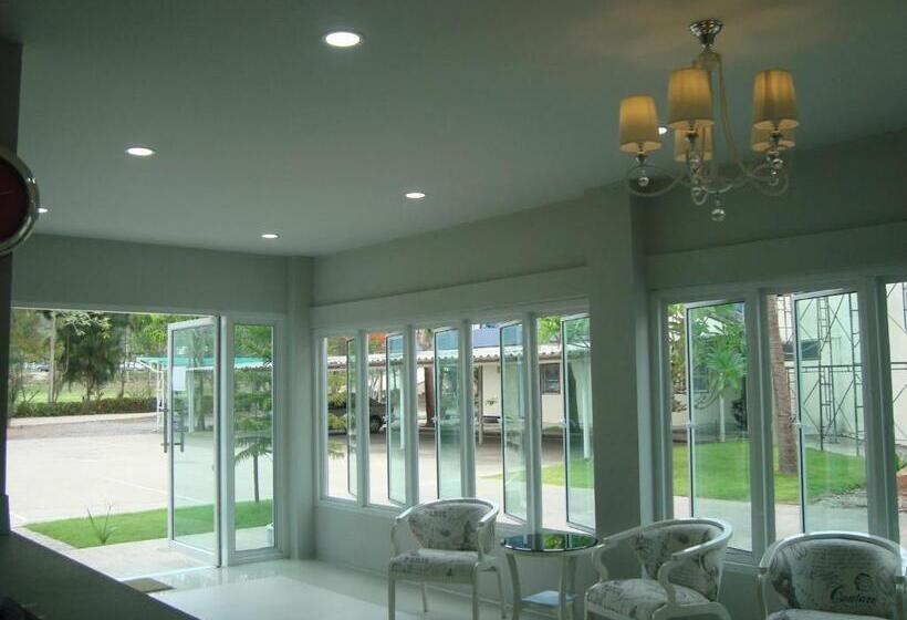 Hotel Addera Residence Hua Hin