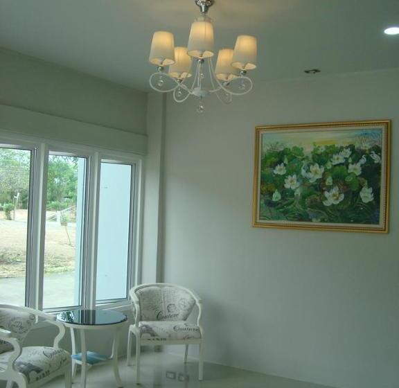 Hotel Addera Residence Hua Hin