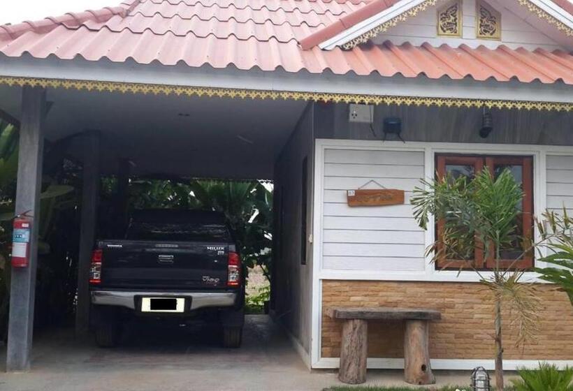 호텔 Chiang Rai Khuakrae Resort