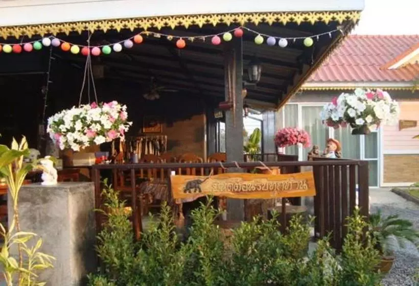 ホテル Chiang Rai Khuakrae Resort