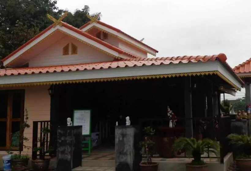 ホテル Chiang Rai Khuakrae Resort