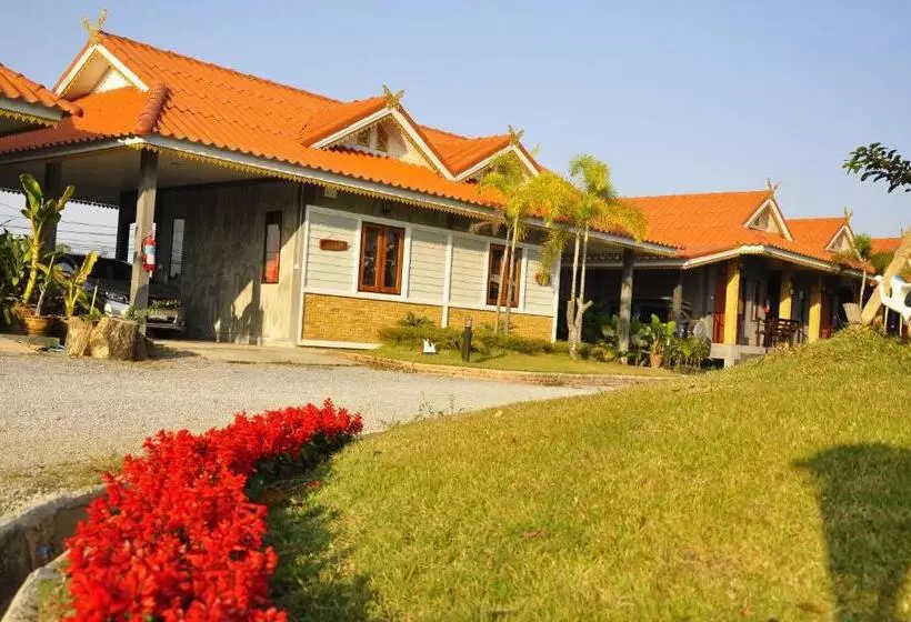 ホテル Chiang Rai Khuakrae Resort