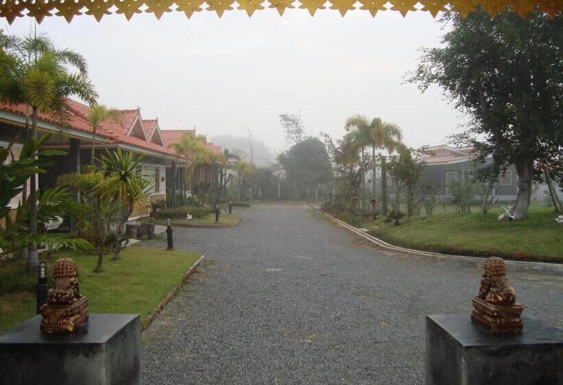 호텔 Chiang Rai Khuakrae Resort