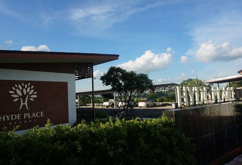 בית מלון כפרי Hyde Place Resort