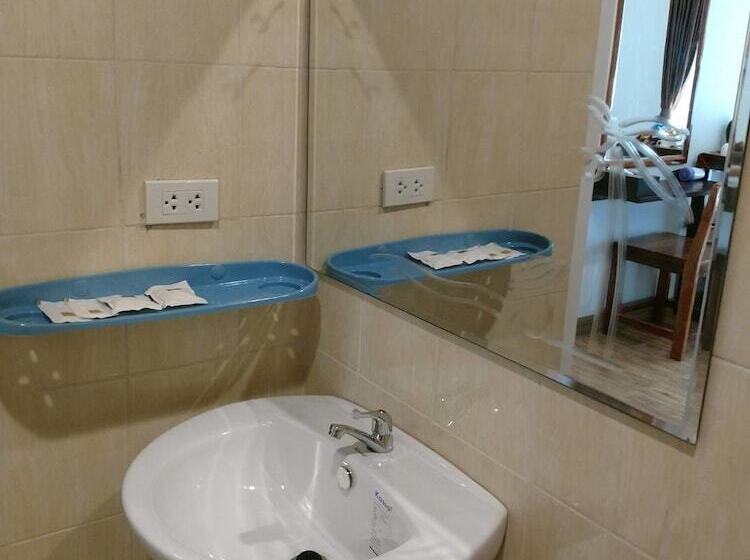 ホテル Lipe Village Resort