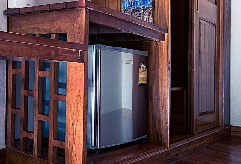 ホテル Lipe Village Resort