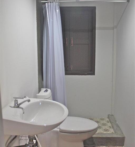 ホテル Niwas Ayutthaya