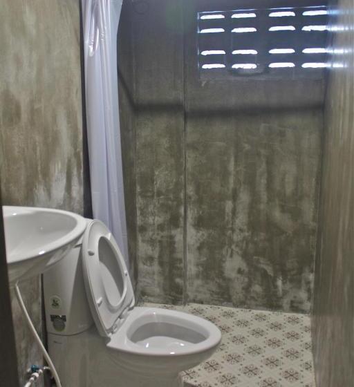 ホテル Niwas Ayutthaya