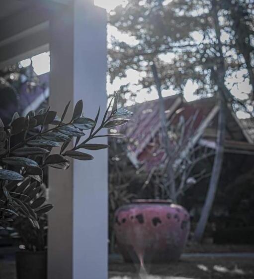 ホテル Niwas Ayutthaya