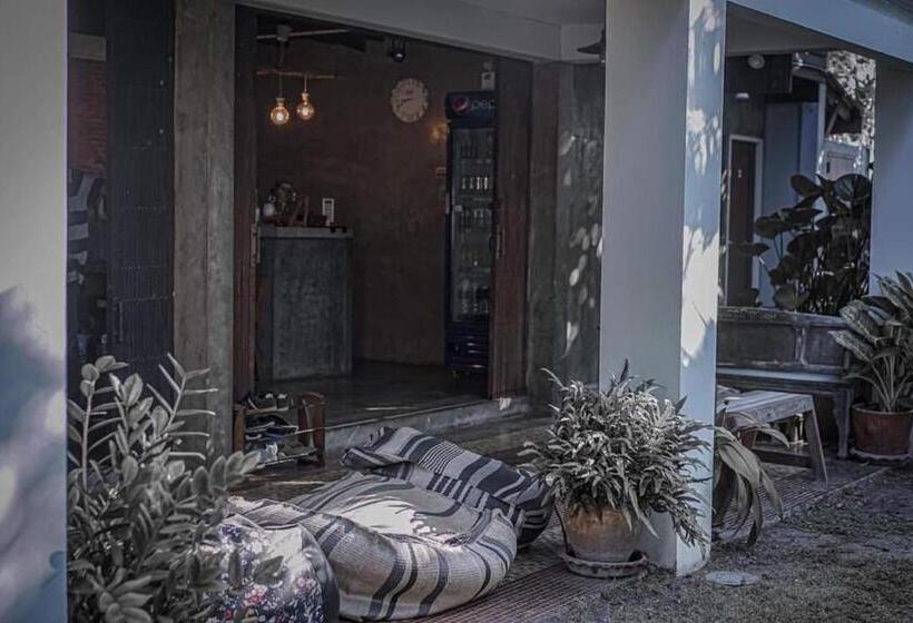 ホテル Niwas Ayutthaya