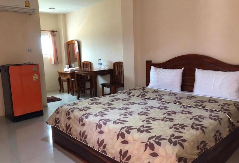 酒店 Ratchaphruek Resort