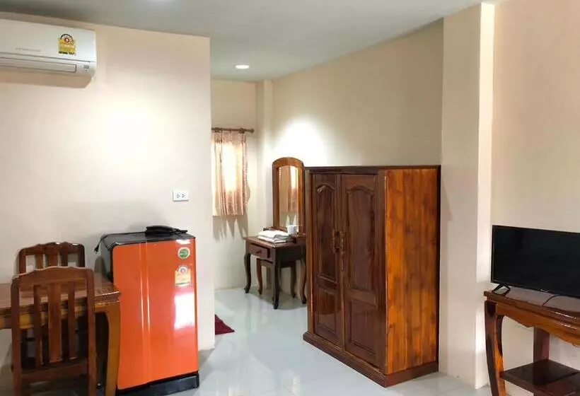 ホテル Ratchaphruek Resort
