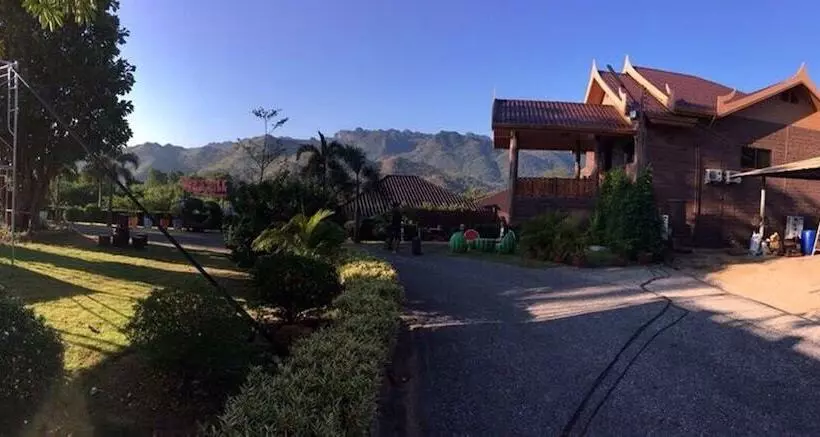 هتل Star Hill River Kwai Resort