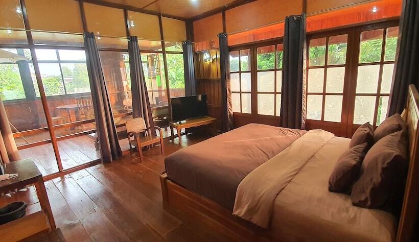 پانسیون Kanecha's Home Lampang