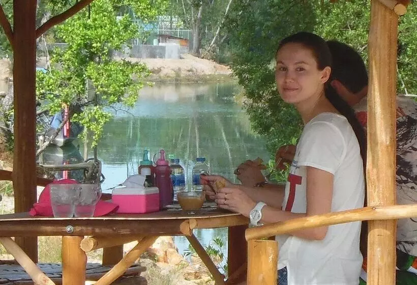 پانسیون Phu Tubkaek View House