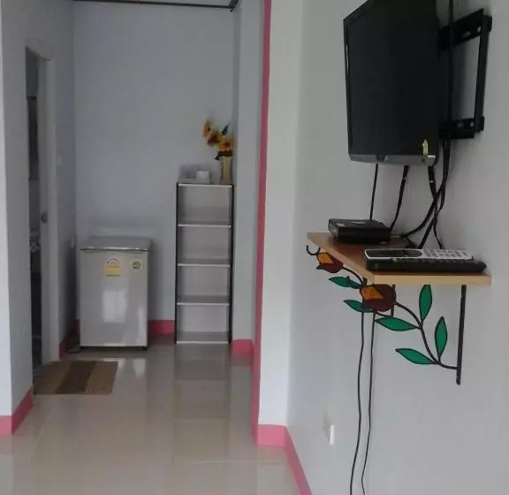 Pensió Samed Thanee