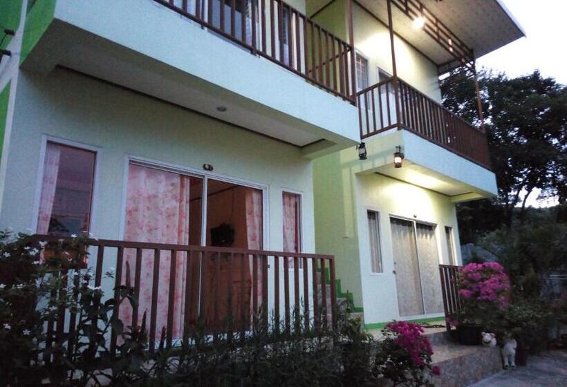 ペンション Samed Thanee