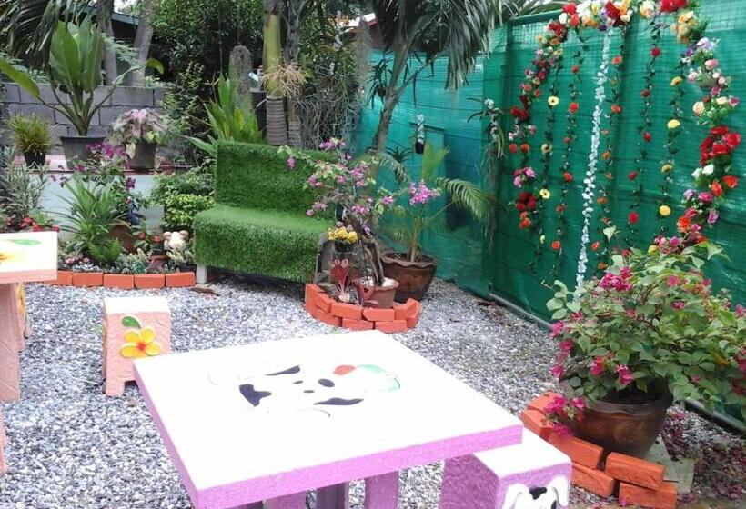 ペンション Samed Thanee