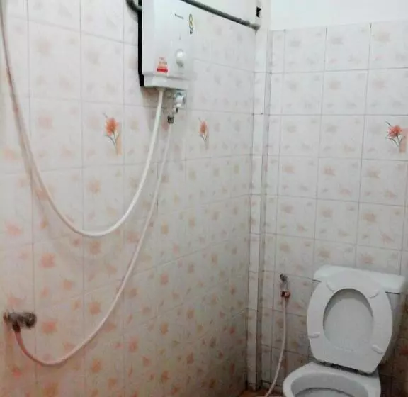 Pensió Samed Thanee