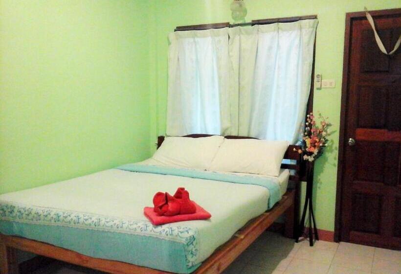 ペンション Samed Thanee