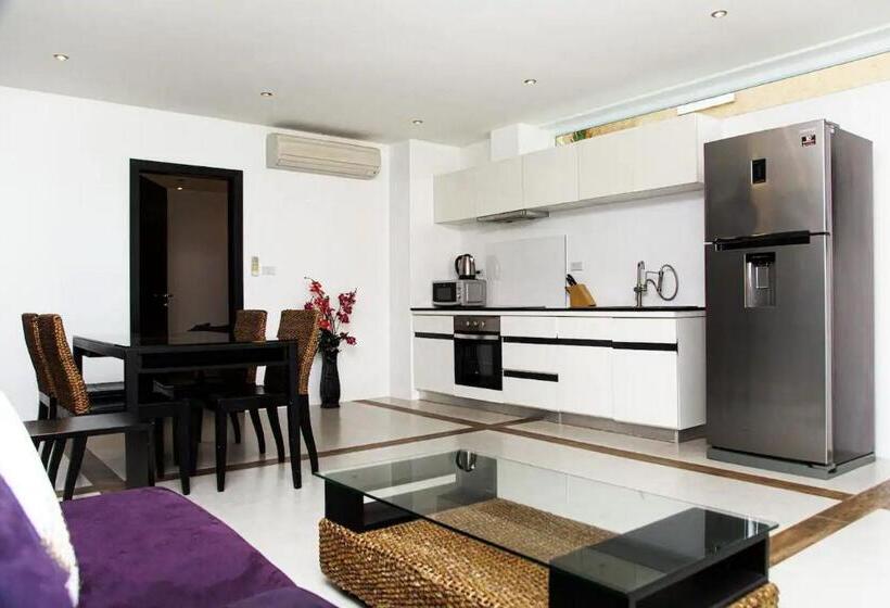 Siam Royal View Resort Apartments