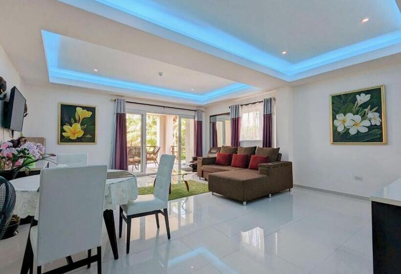 Siam Royal View Resort Apartments