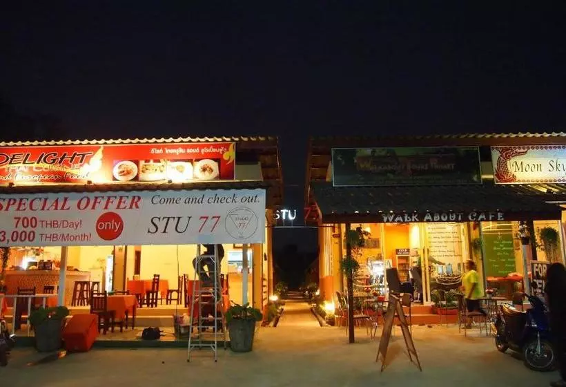 Szálló Studio 77