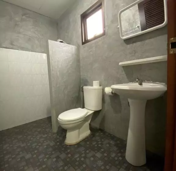 Szálló Studio 77