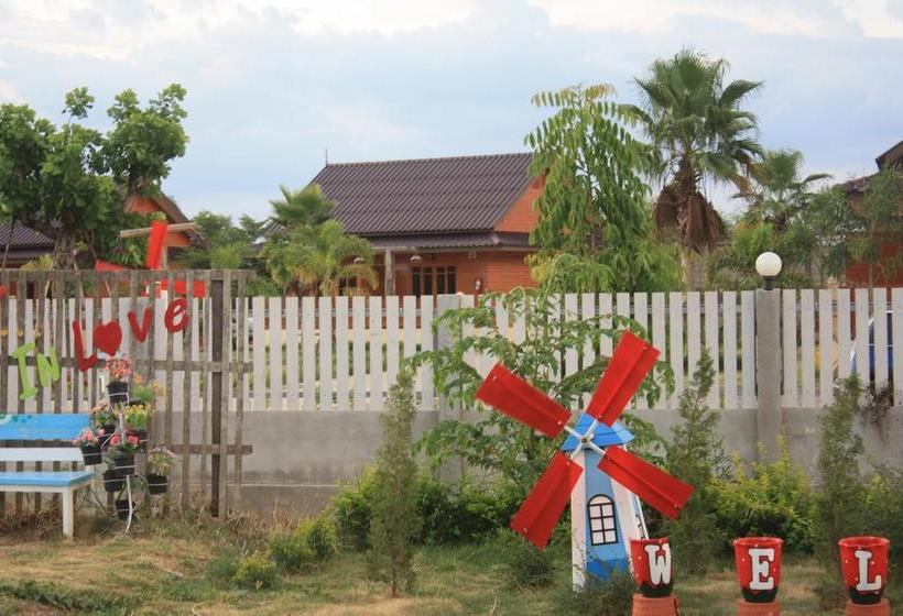 Ban Suan Kulap Keaw Resort