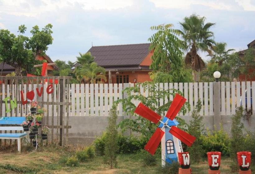 Ban Suan Kulap Keaw Resort