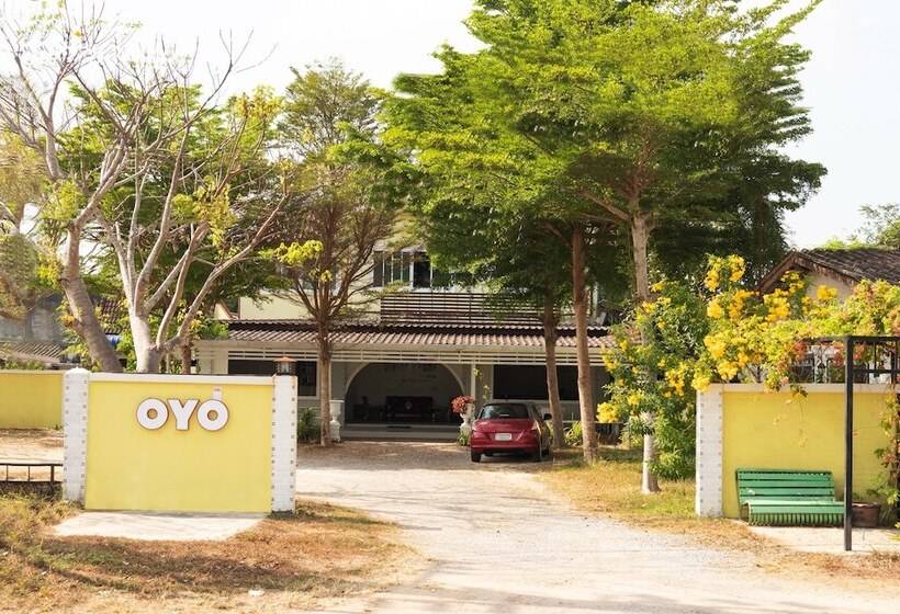 Bed and Breakfast Norn Ranong Boutique